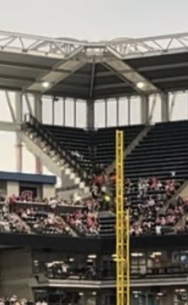 Progressive Field right field Opening Day 2023 vs. 2024 Opening Day (collage courtesy: @John_Sabol). They actually added seats in the corner, odd (pic via @Reflog_18). But, the shipping containers are gone!! #Guardians