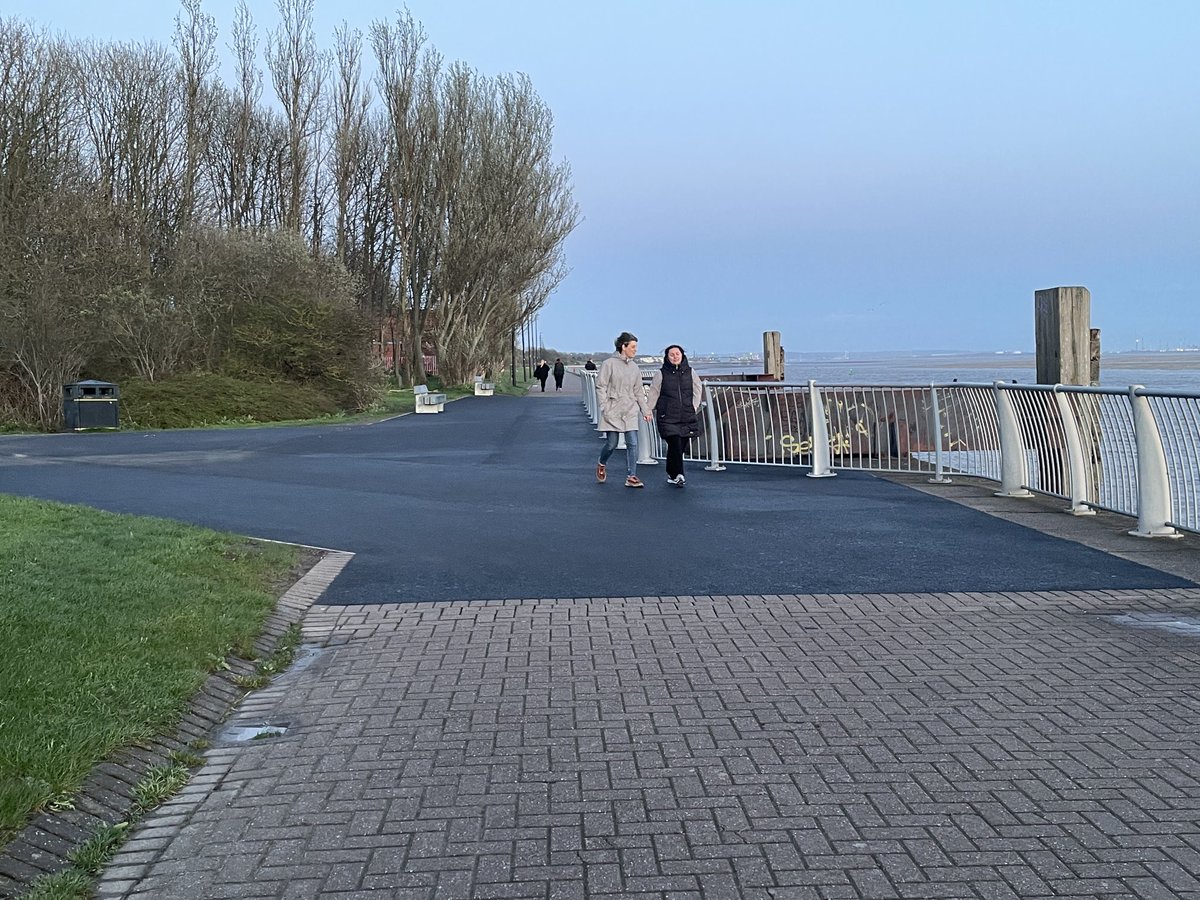 Turns out water does run down hill! The Prom at Festival gardens survives the spring tide. Didn’t need expensive engineering just a ditch in the grass and a slope towards the river