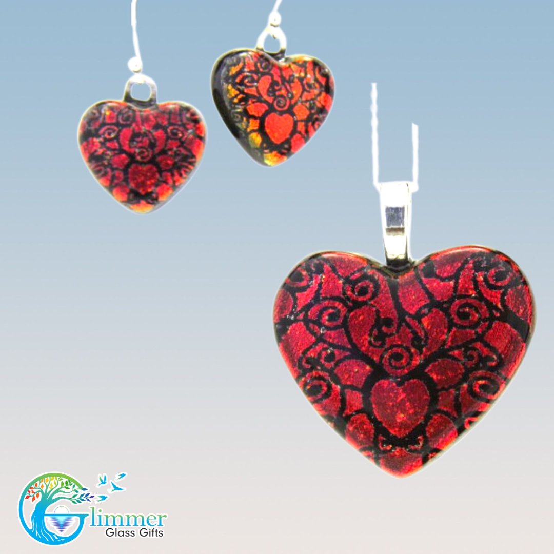 GlimmerGlassGft's tweet image. You've got to have Heart.

BUT, can you have a heart inside of a heart?

Well, Yes.  We say it can be done.

And we showed you as well.

#Handcut, #Handcrafted, #Handmade Hearts.

#MakeLifeGlimmer #handmadejewelry #heart #jewelry #glass #madeinusa #wholesale #madeinamerica