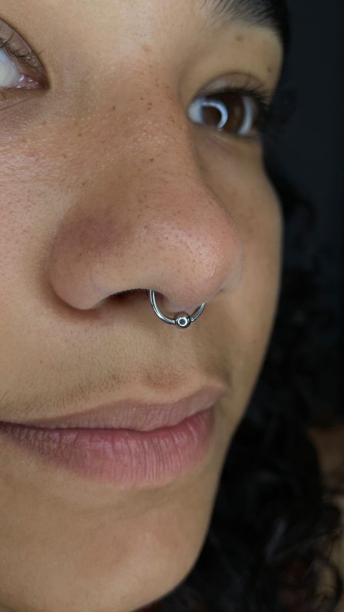 piratariabodyar's tweet photo. um pouquinho do que rolou no flash de piercing no domingo ⚡️🏴‍☠️
#salvador #piercing https://t.co/l2850dRAkD