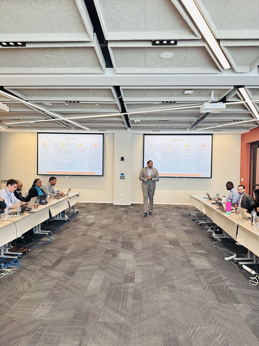 DCDGS's tweet photo. Last week, we had a great time at our Summer Readiness Summit, teaming up w/@DCDPR to ensure that DC parks, pools, and recreation facilities are all set to make this summer amazing for residents while keeping maintenance, safety, and fun our top priorities.
#CollaborationAtWork https://t.co/LkhJwteTfu