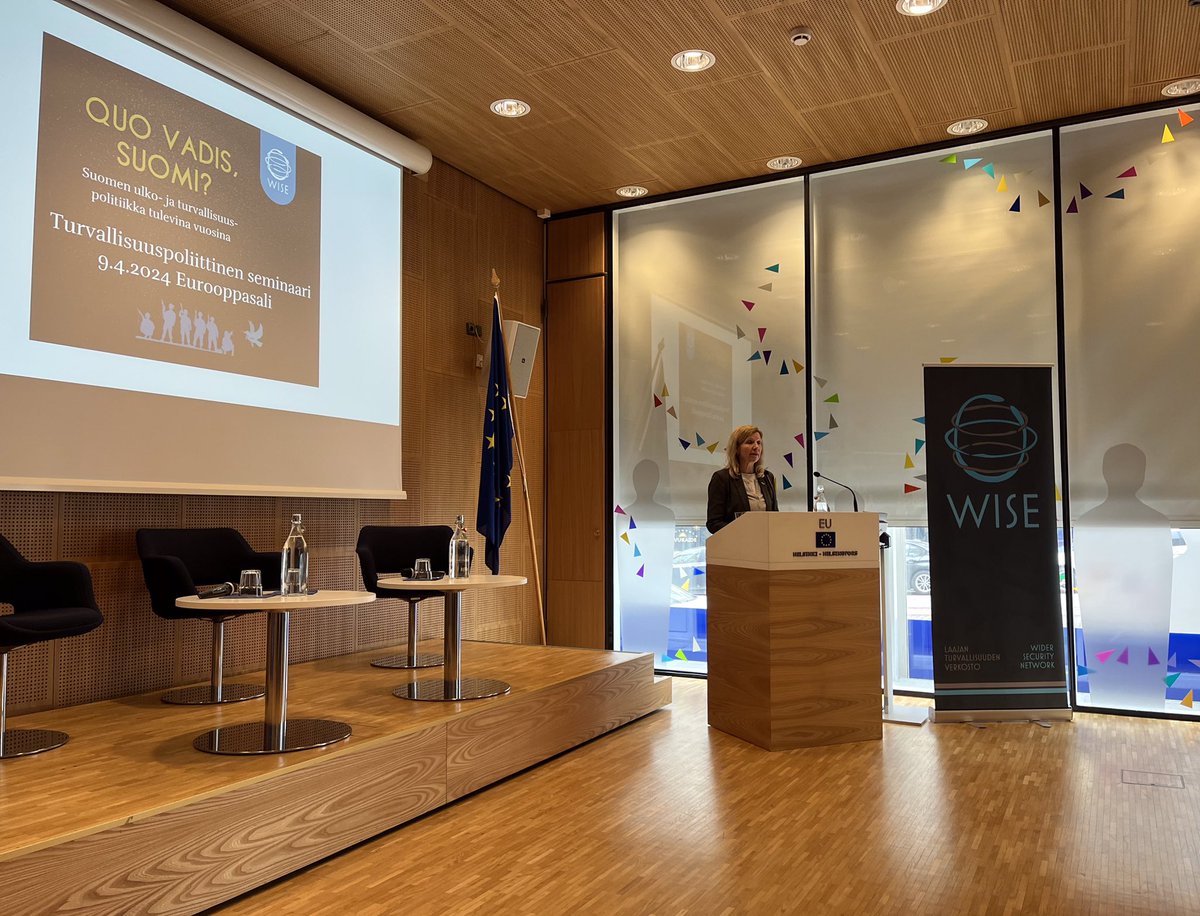 WiderSecurity's tweet photo. WISE | WISEn turvallisuuspoliittinen seminaari QUO VADIS, SUOMI? keskusteli tänään Suomen ulko- ja turvallisuuspolitiikasta tulevina vuosina.  Puhujina @PalmAnne @OutiHolopainen @PesuMatti  @JouniHemberg  @camilla_ojala @AnttiPihlajamaa ja @tarja_kantola. Hyvä tilaisuus! https://t.co/ERNezq2ZNR