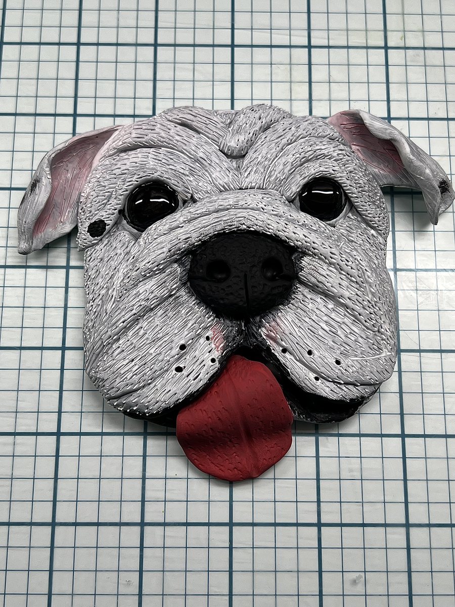 Today’s personalized sculpture! Do you recognize her?! 🤓🥳🥰 Interested in a personalized dog head … feel free to message me. These come framed & take me about 15 hours to do. Will be working on a website in the next couple of weeks.🤞🏻🥰🐾😘 #TurboTugandTink