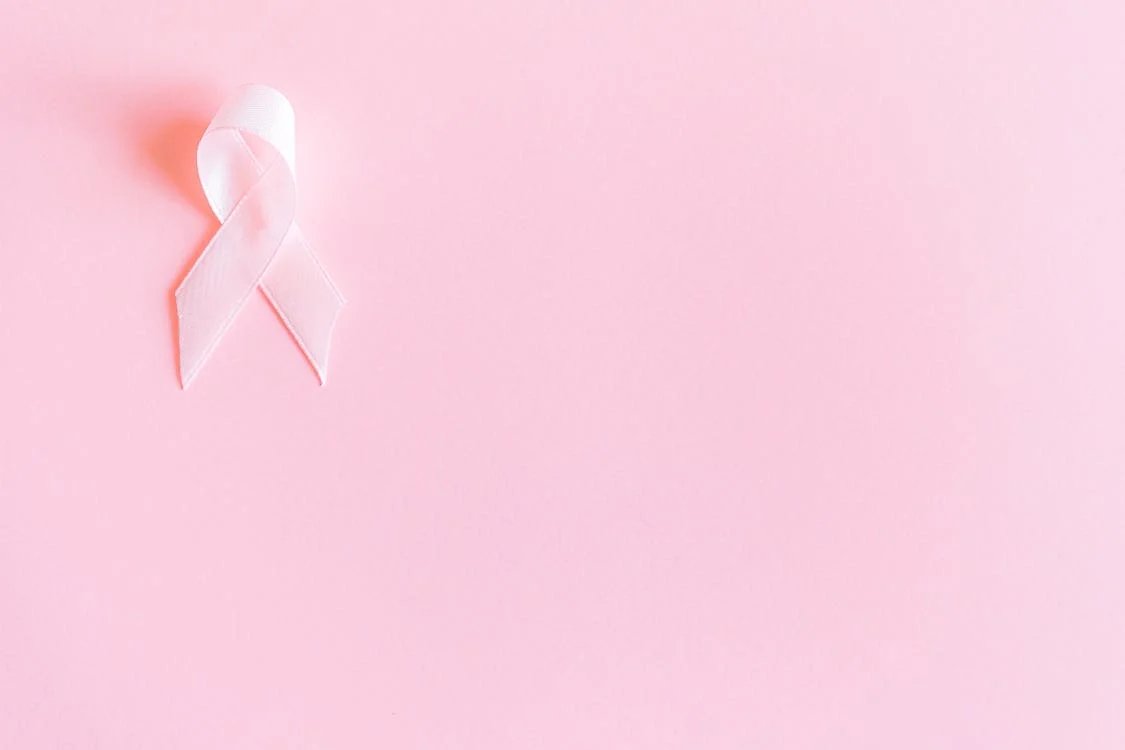 #Témoignage | La dualité entre donner la vie et avoir peur de la perdre : «Miss Sushi» s’ouvre sur son cancer du sein 🩺 «Je ne suis qu'au début de mon aventure» 🗣️ @Geverell 🎙️ @sophiedurocher 🎧 omny.fm/shows/sophie-d…