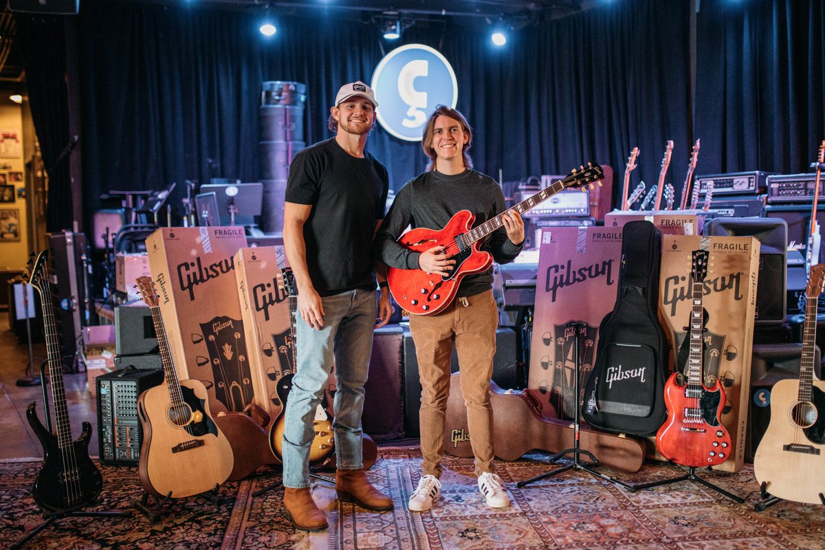 Repost: We orchestrated a partnership between UGA Safety & guitarist Dan Jackson with legendary guitar brand Gibson to benefit local mental health efforts of Nuçi’s Space in the Athens. Nuçi's Space received 17+ guitars & equipment, $5K, & doses of naloxone to help save lives.