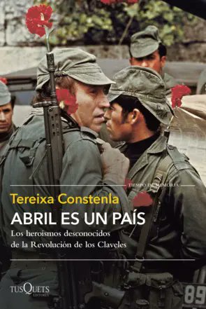 Un excelente libro sobre la revolución de los claveles en Portugal, hace medio siglo. De lectura ágil y apasionante. Editado por @TusquetsEditor 
Escrito por @tereixac