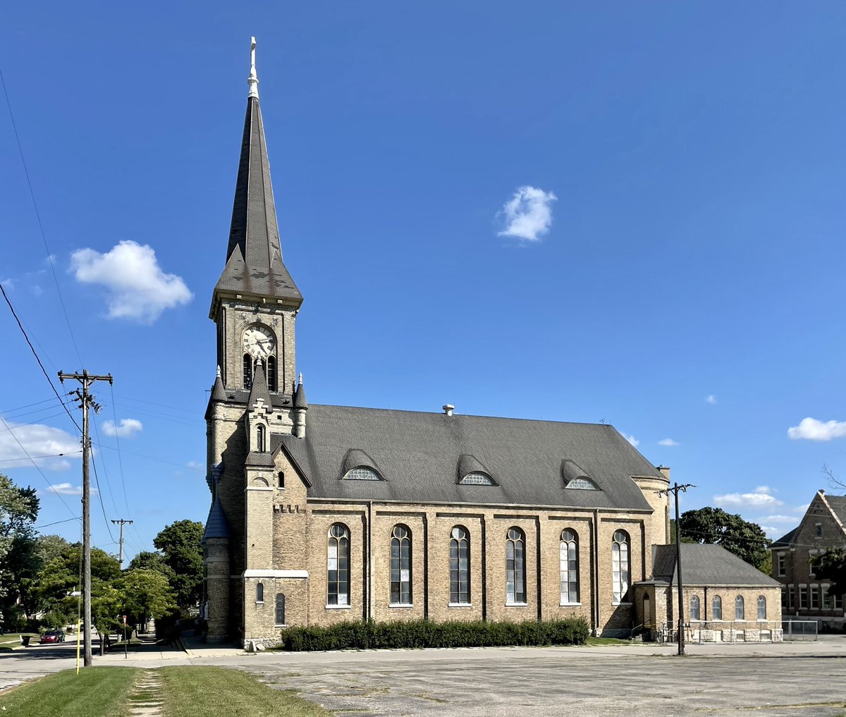 Next month on May 9th I’ll be talking about Architecture of Northern Michigan at the Northville District Library. You can register for free here: …thvillelibrary.assabetinteractive.com/calendar/archi…