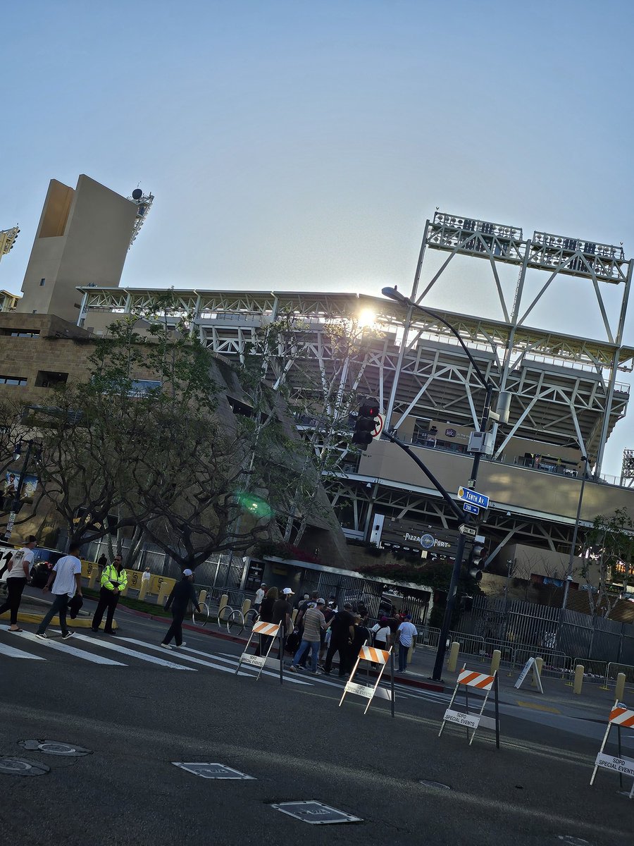 Beautiful day for a ballgame #padres #ForTheFaithful