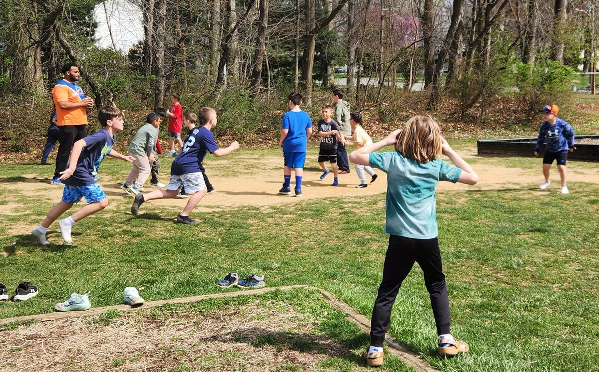 Lisa Roche tweet media