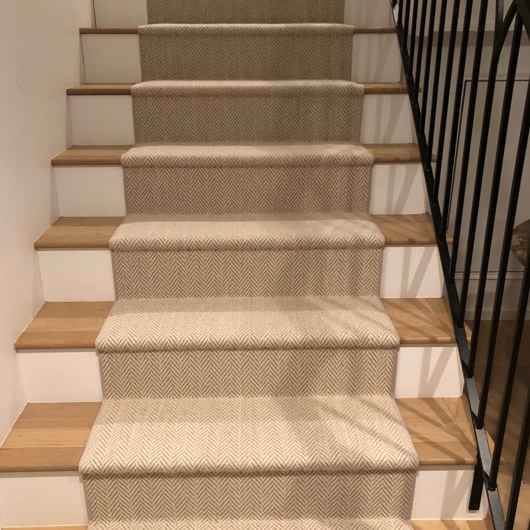 At the Area Rug Gallery, we specialize in all things custom, just like this stunning custom stair runner! 

#stairrunner #edmontonhome #staircase