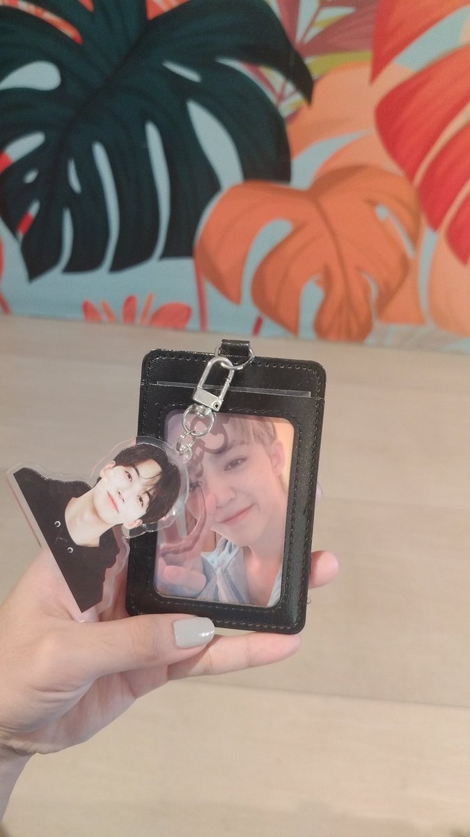 jeonghancchiato's tweet photo. Busy saur much these past few days kaya I wasn't able to post abt this right away pero aaaa so happy bc this was my first cse as a carat🥹🩷 mingyu cse pero jeongcheol ang kasama eyyy 🤙🏻 #BeWithGYU https://t.co/uW6Aot6R4e