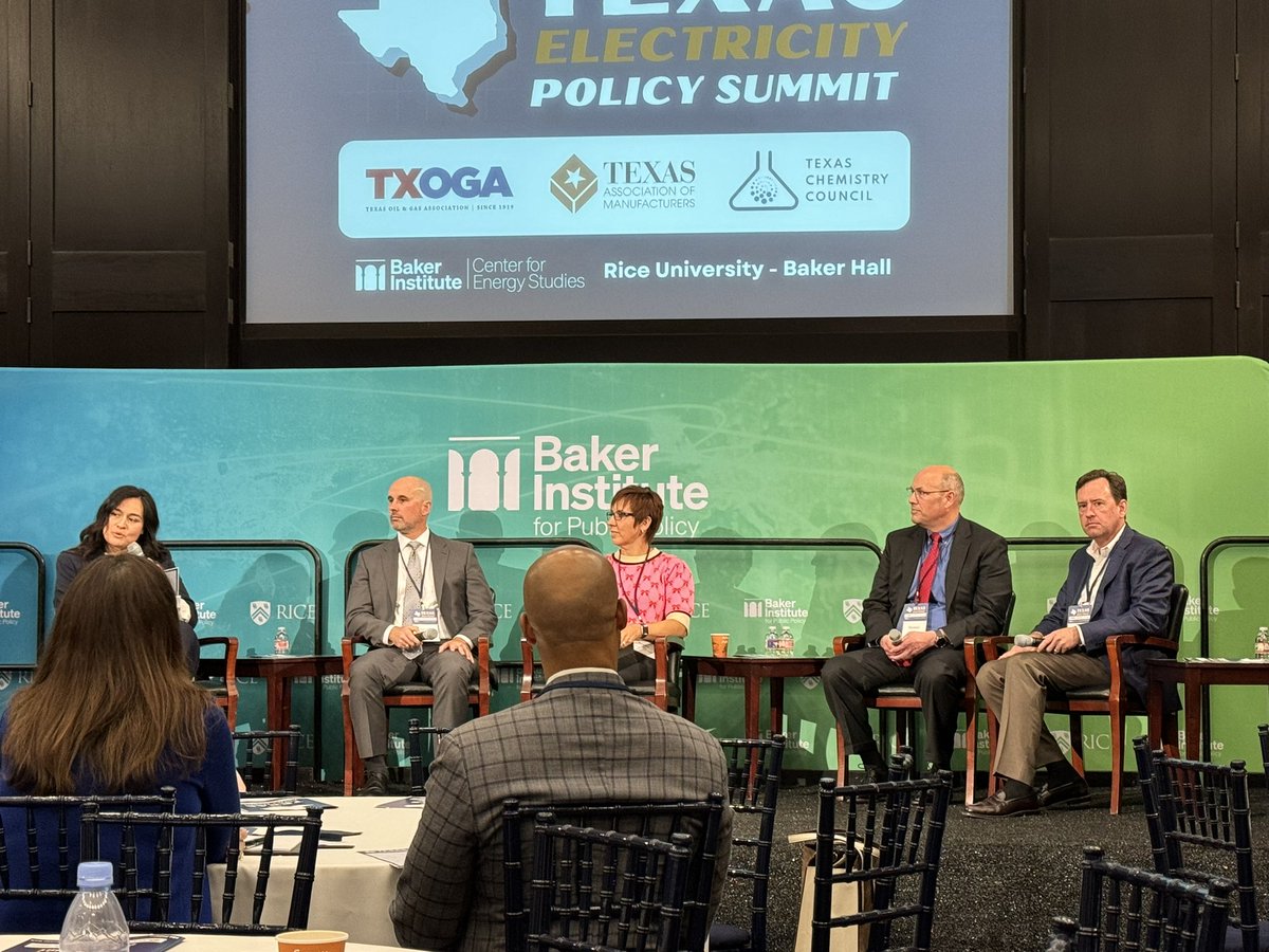 Really good policy discussion &amp; many areas of agreement at the Texas Electricity Policy Summit. Nicely done event with great speakers including <a href="/GovAbbott/">Greg Abbott</a>, <a href="/PUCTX/">Public Utility Commission of Texas</a>’s Chairman Gleeson &amp; TCPA member <a href="/Calpine/">Calpine</a>’s Andrew Novotny. Look forward to working together to power TX.