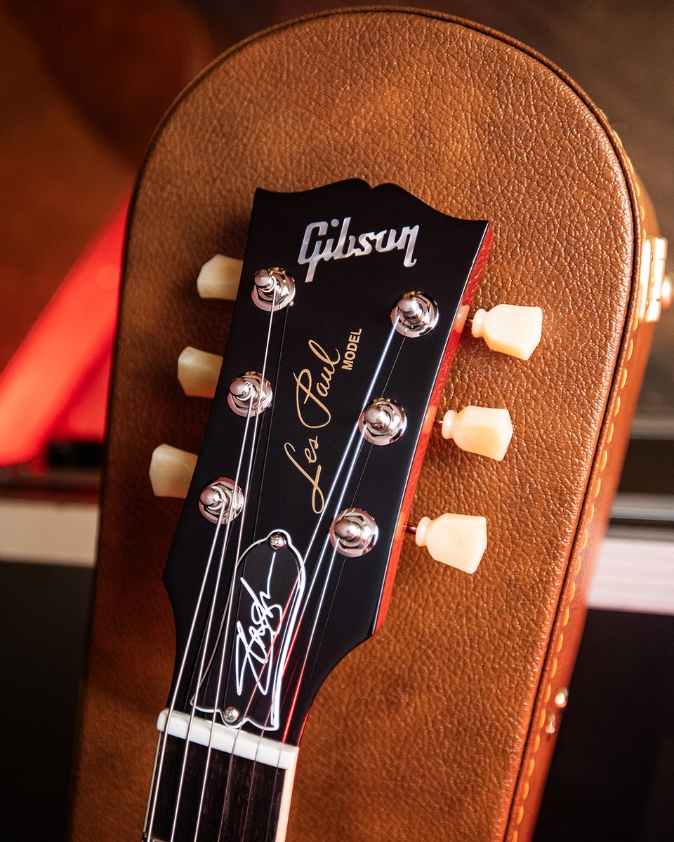 Jes Paul. @Slash's go-to stage guitar since 1988, “Jessica,' is a legendary factory second Les Paul. This new @gibsonguitar Standard honors her with a three-piece maple top, Alnico 2 pickups and ‘50s Vintage neck. Learn more: ow.ly/c8gx50RbUQU