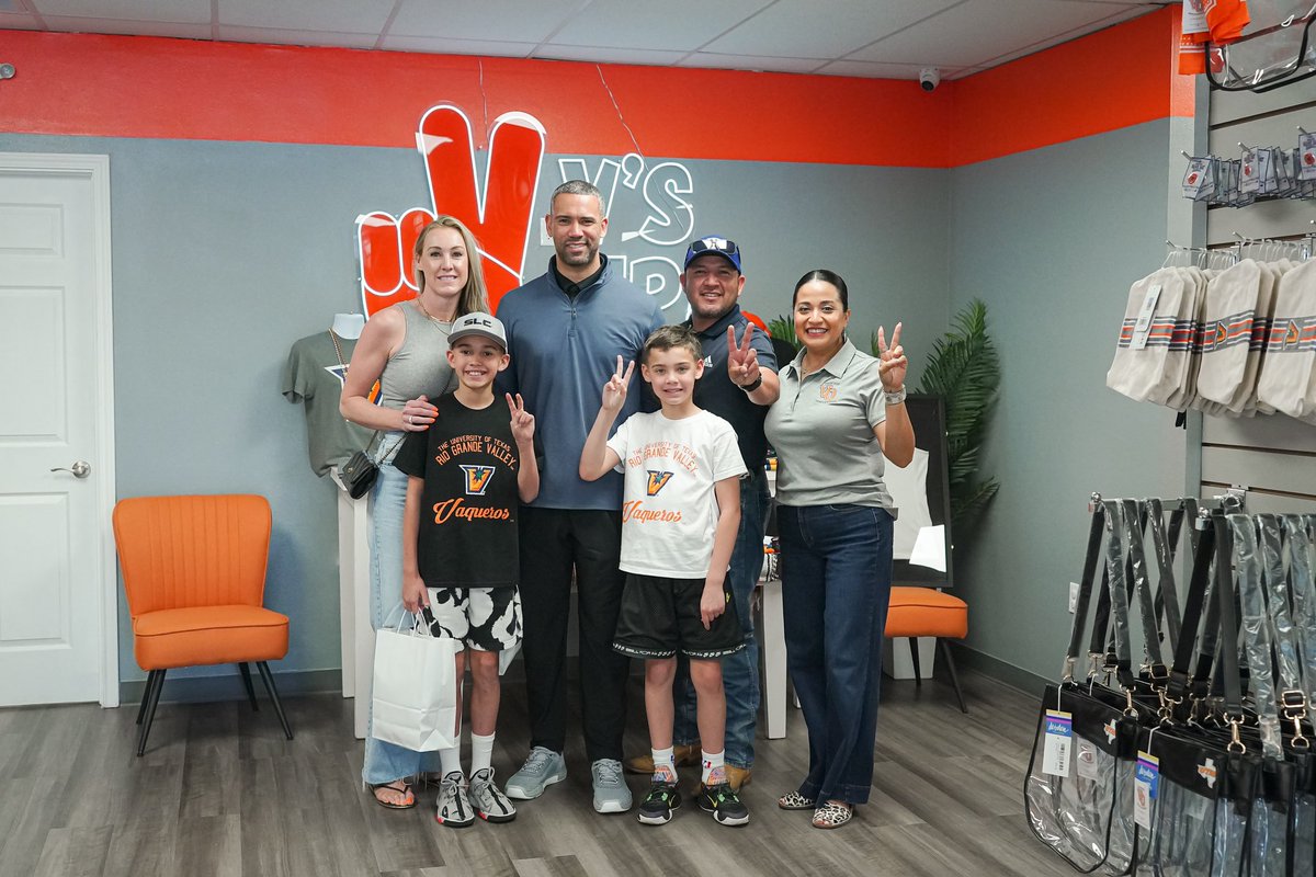 Coach Fennell and family made a little stop at Vaquero Outfitters to snag some UTRGV merch. ✌️🏀

#UTRGV #RallyTheValley #WACmbb