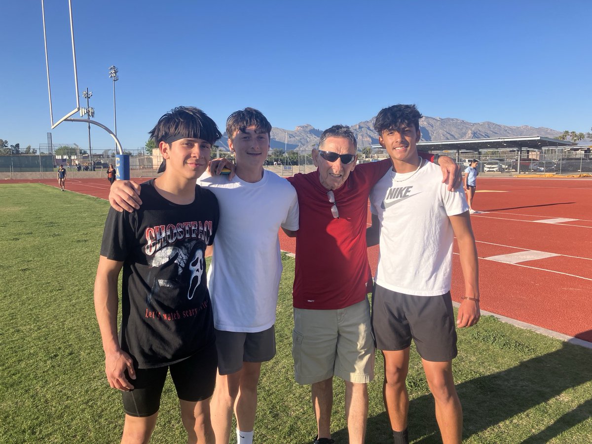 Welcome back Larry “the Legend” Rodriquez with working with our triple and long jumpers. Thanks L the L! Go Cabs!