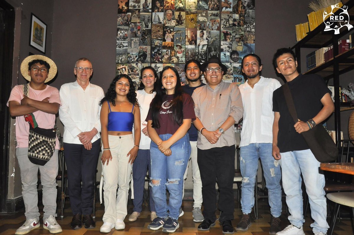 🌍🌱🏔️Miembros de la Red de Jóvenes Indígenas de América Latina y el Caribe, se reúnen con David Cooper, secretario ejecutivo del Convenio de Diversidad Biológica (CDB) en la ciudad de Santiago de Cali, Colombia. ¡Juventud Indígena Rumbo a la COP16! #cop16debiodiversidad #COP