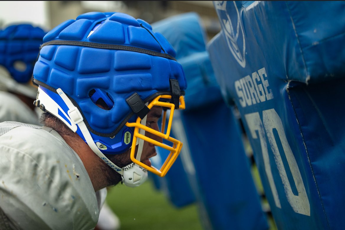 Coach Kenny Ray tweet media