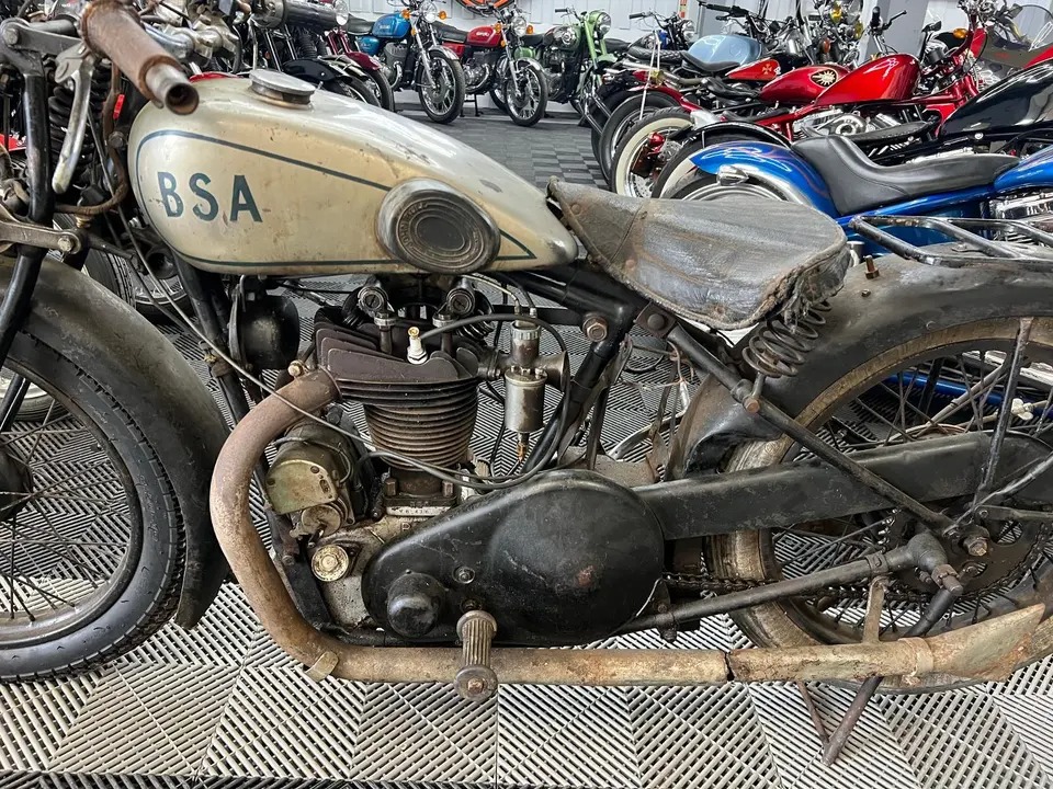 Ad:  1931 BSA 350cc OHV
On eBay here -->> ow.ly/AfFE50RbJwj

ow.ly/VjvH50RbJwe  <-- more bikes!

 #VintageBikes #ClassicMotorcycles #BSA350cc #MotorcycleForSale #MotorcycleRestoration #MotorcycleEnthusiast #VintageMotorcycleForSale
