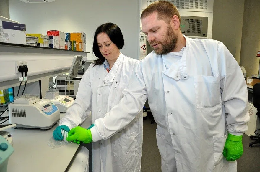 New grant success! 🎉 Dr @AndyChetwynd from the @LivUni has been awarded a senior fellowship award of £303,000 to investigate whether the patterns of sugars on immune proteins can predict kidney damage.

Read more below 👇 

bit.ly/4ajGiqG

#KidneyDisease