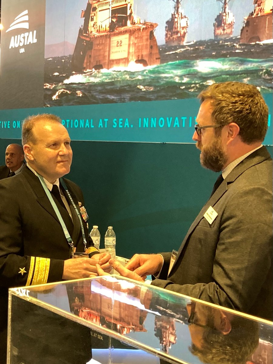 Valued discussion with Rear Admiral Tom Anderson, USN Program Executive Officer, Ships, at @SeaAirSpace today. We appreciate your visit and your continued support of Austal USA!