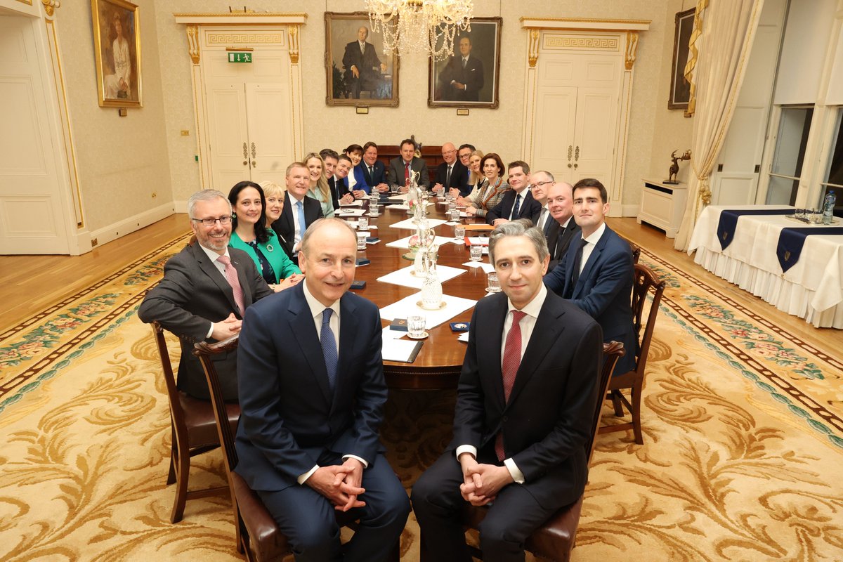 The first meeting of the cabinet took place this evening follow the election and appointment of @SimonHarrisTD as Taoiseach this afternoon.