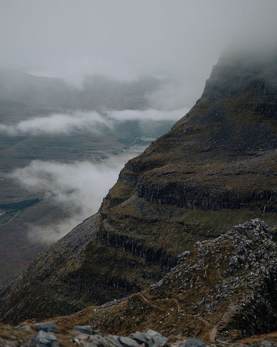 Prepare for unpredictable April Showers ☔

Make sure you’re prepared for the downpour with a reliable waterproof that delivers protection, even on the most exposed mountain trails! Explore Waterproof Jackets:  bit.ly/3Jca6d9