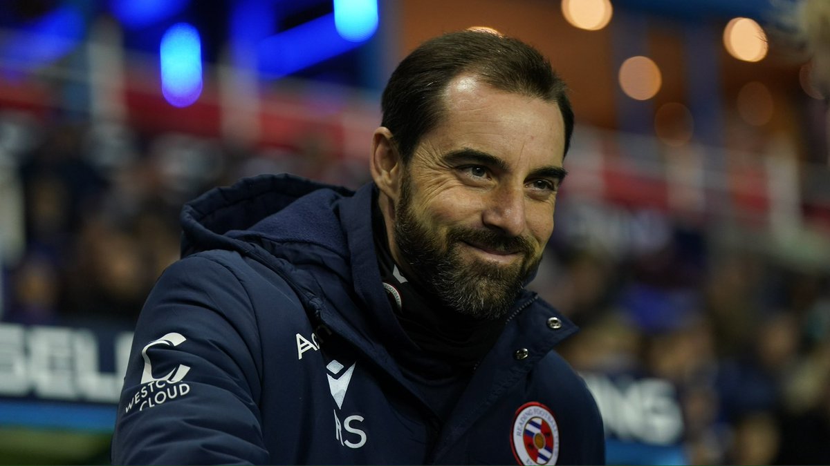 Señor Rubén Sellés 🇪🇸 He’s kept us up. He’s a Reading legend. #readingfc