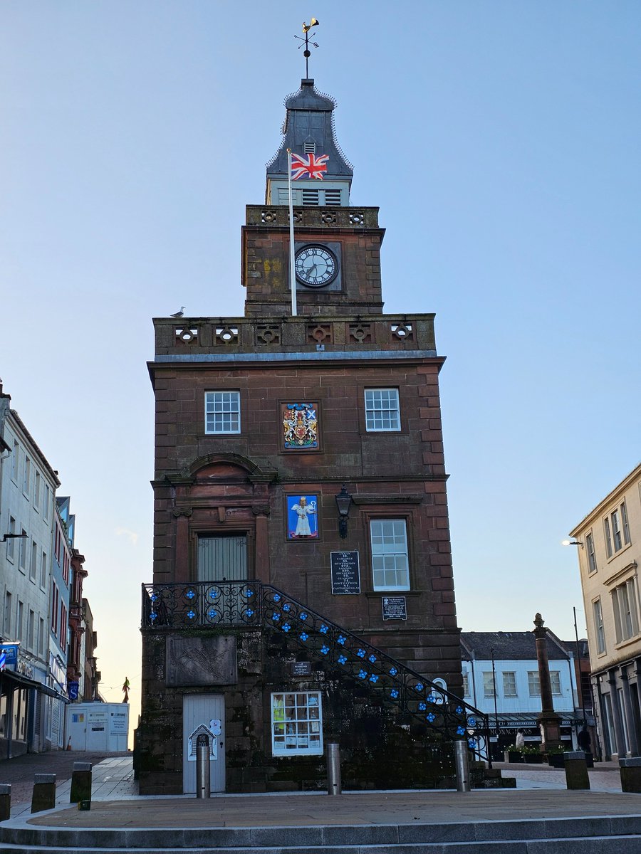 The Midsteeple looking great tonight in the #Royal Burgh of #Dumfries ! 🇬🇧🇬🇧🇬🇧 #Scotland