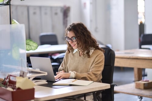 Are you planning to equip your team with the right skills for 2024 and beyond? This editor's choice article highlights the top 5 clerical skills that are essential for any office role. #CareerGrowth #ClericalSkills Read more here: hubs.ly/Q02rZvmj0