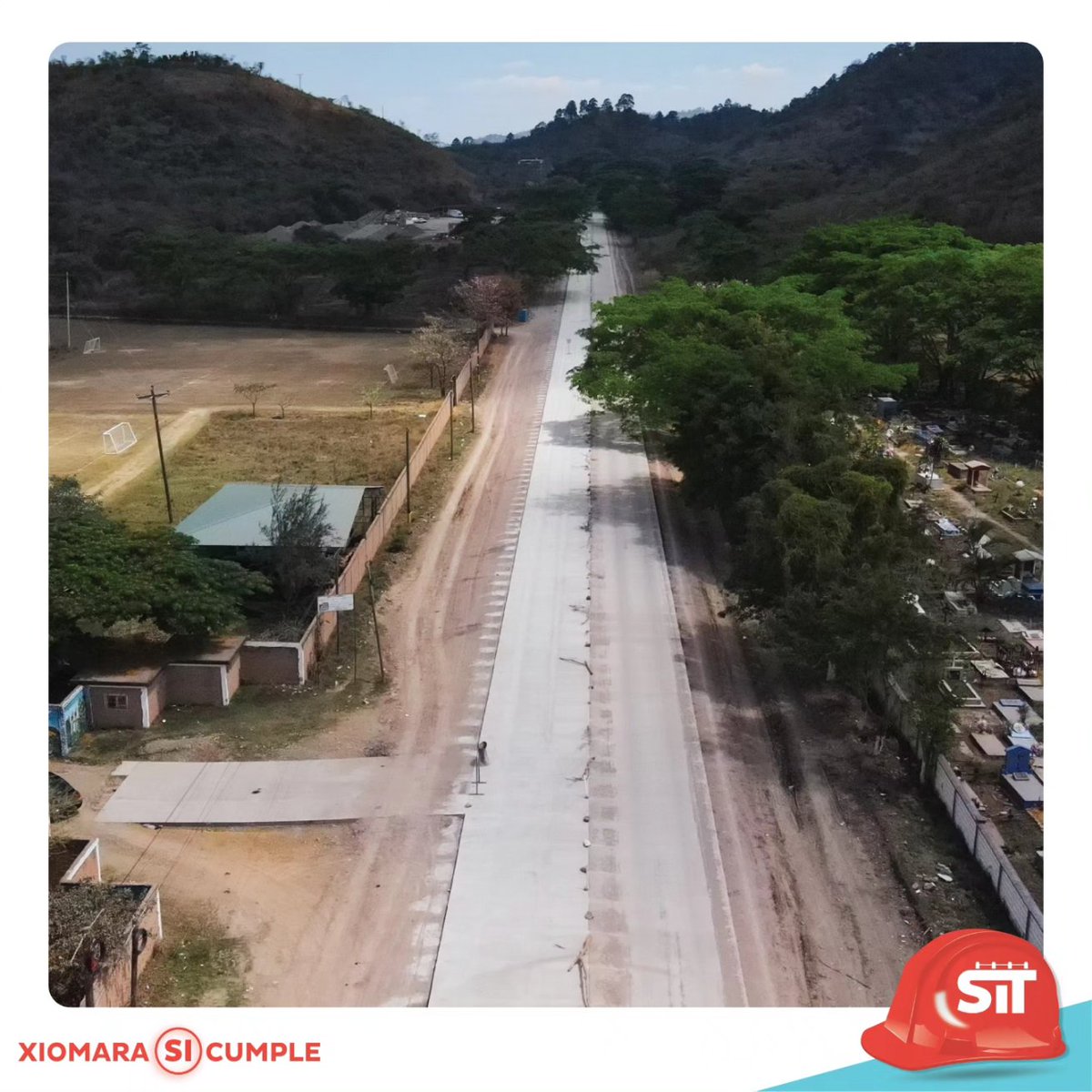 La construcción del pavimento de concreto hidráulico carretera 37, San Juan de Flores hasta Talanga, F.M. Es un exito no solo porqué se traduce en calles más seguras, sino también en una infraestructura resiliente que perdurará por años. Este proyecto beneficia a 50,350 personas.