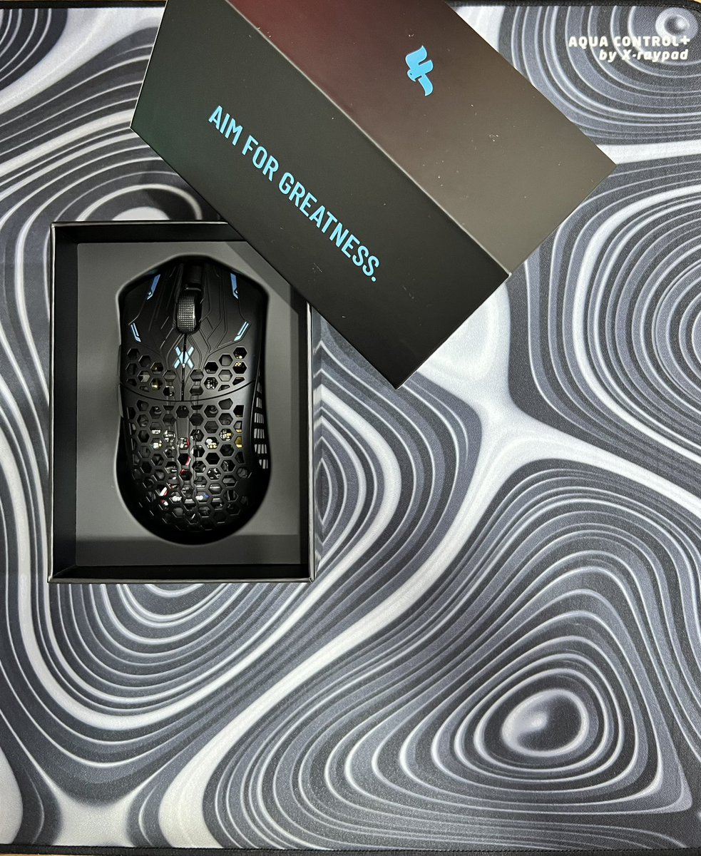 Rena148_'s tweet image. Finally got my beloved ULX Cheetah
@finalmouse