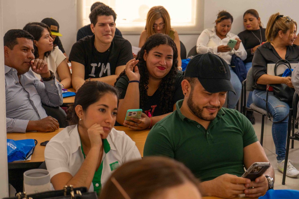 #Guayaquil ¡Una nueva jornada de Bootcamps arrancó! 🚀 Con un total de 32 asistentes el Ministerio de @TurismoEc presentó la segunda edición del programa, iniciativa que 💪fortalece las habilidades y competencias de las MIPYMES turísticas, a través de talleres presenciales. 🧵