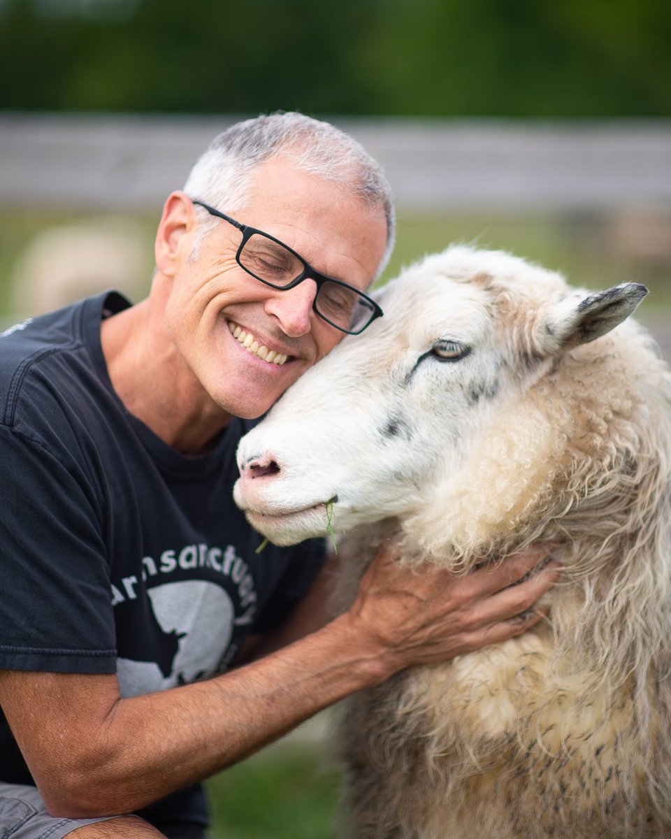 Join @genebaur, President & Co-founder of Farm Sanctuary, at the @ArlingtonVALib (Arlington Public Library) as he discusses his work to rescue animals from factory farms & the importance of humane food education programs. RSVP here: arlingtonva.libcal.com/event/11251567