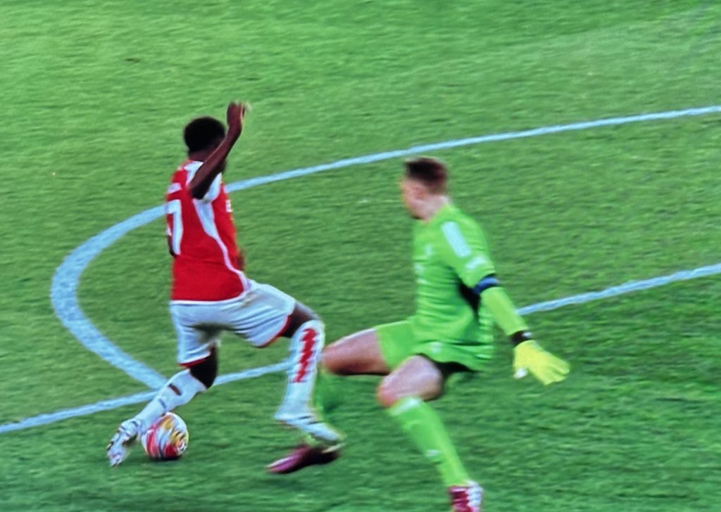 out of context arsenal (@outofcontextars) on Twitter photo 