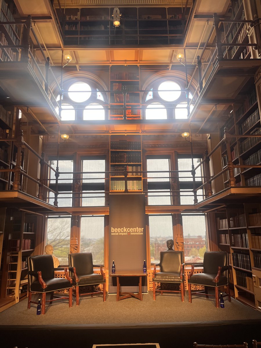 We're at @Georgetown's beautiful Riggs Library this evening to celebrate the @BeeckCenter's 10th anniversary with an incredible panel moderated by @LynnOvermann & featuring Beeck alumni @GSACarnahan from @USGSA, @AMashariki from @BezosEarthFund, and @Arodalv from @NewAmerica