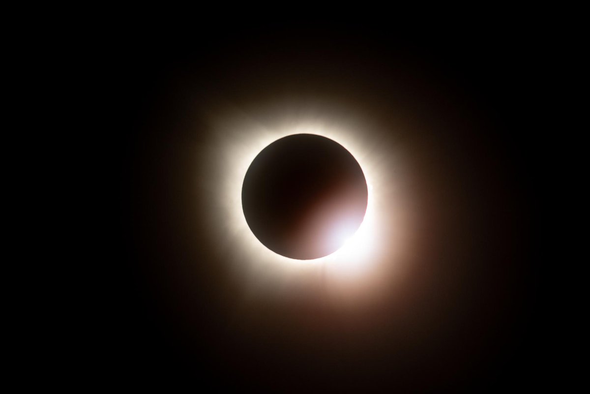 NASA's tweet photo. Let the universe be your muse. Artists and creators: Our images and multimedia are yours to use within our guidelines. Give your next #PortfolioDay a bit more space. https://t.co/JQmt4jzkQM (scroll for a list of free resources) https://t.co/ZBJV4OsRFl