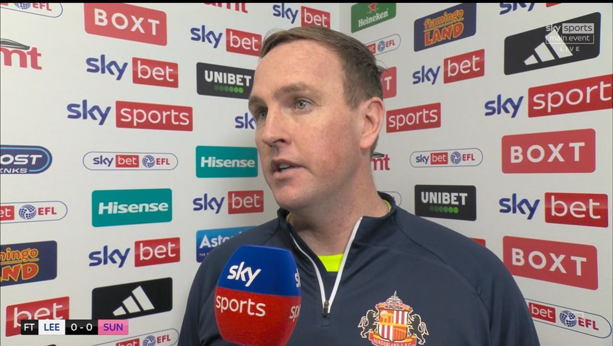 Mike Dodds 🗣️ “We can’t celebrate too much because the reality is that’s it’s a draw. 

“We’re Sunderland Football club and we want to win games of football, but there’s lots to be happy about.”

#SAFC | #HawayTheLads