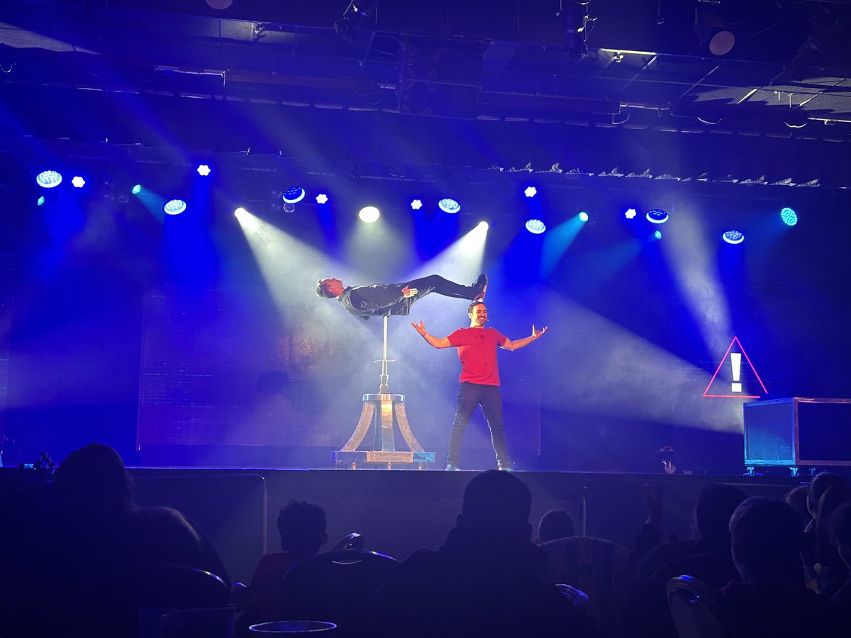 What a fantastic show from talented magicians <a href="/JayandJoss/">Jay & Joss</a> at <a href="/Butlins/">Butlin's</a> tonight. No idea how they did any of it. Any chance you can conjure up three points for #Pompey by this time next week, please? #readytobutlins