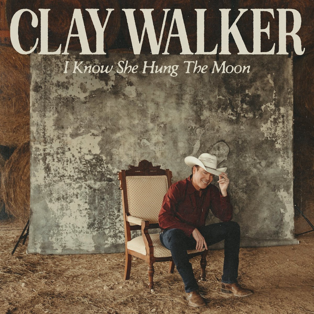 .@ClayWalker just released his version of 'I Know She Hung The Moon', a song Toby wrote with @ScottyEmerick and recorded back in 2007. Go check it out wherever you get your music: ffm.to/shehungthemoon