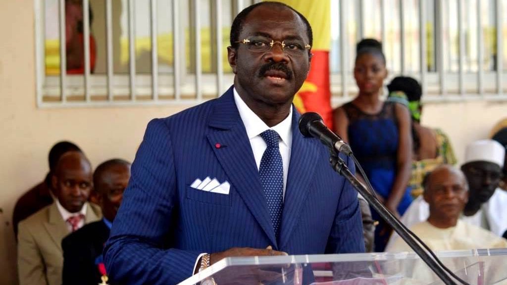 Une réunion FECAFOOT - MINSEP ce jeudi 11 avril à la Primature #Cameroon. 

© : Richard Naha