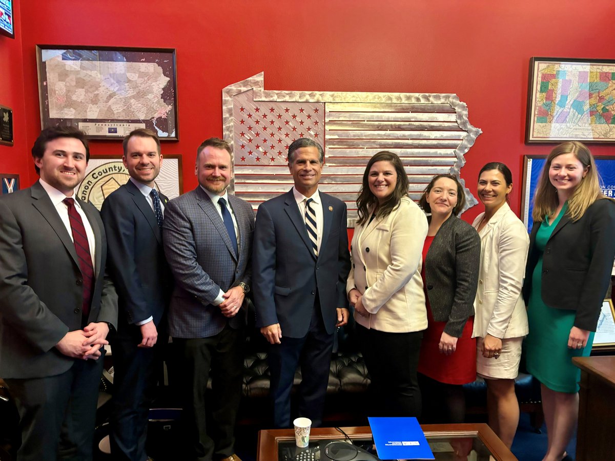 This afternoon, I was happy to meet with @SIAAmerica, including representatives from @intel and @EMD_Electronics, who recently invested $300 million in Pennsylvania’s Ninth District. We discussed the need to address tax and workforce issues, which are key to the future of U.S.…