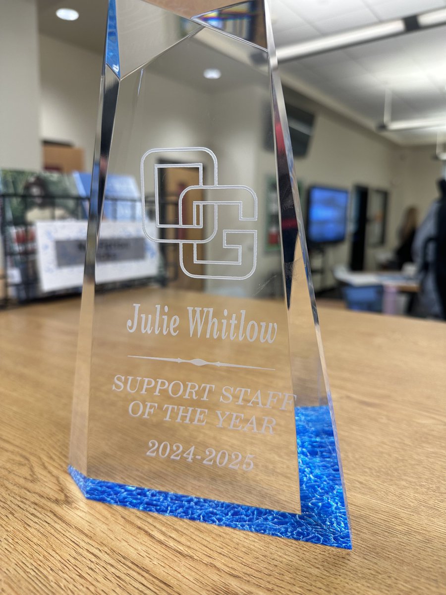 OakGroveVB's tweet photo. So proud of OG Assistant Coach Julie Whitlow and her lead teacher Cindy Lynch for earning Support Staff and Teacher of the Year. Coach Whitlow loves her students and team with all her 💙. She makes OG BETTER. https://t.co/6ZS66K2uhx
