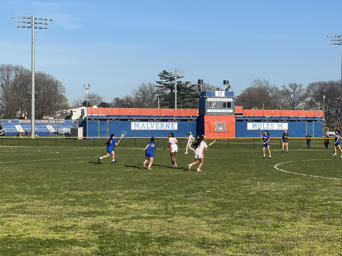 JV Girls Lacrosse in action against Roosevelt HS <a href="/MalverneHS/">MHS</a>. All tied up 2-2 <a href="/MalverneUFSD/">Malverne UFSD</a>. #gomules #lacrosse 🥍