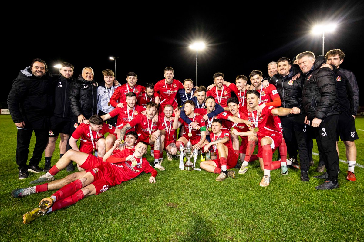 CymruLeagues's tweet photo. A superb season for The Ferry! 💫

@bflafc | #JDCymruSouth https://t.co/CPIHAMvYEL