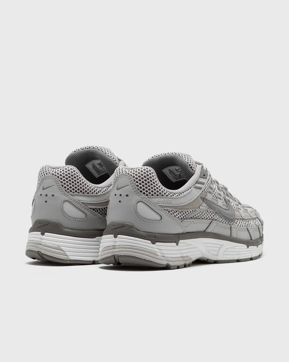 Nike P-6000 PRM 'Light Iron Ore' is available on BSTN

📲 sovrn.co/1qcgx4f

#AD