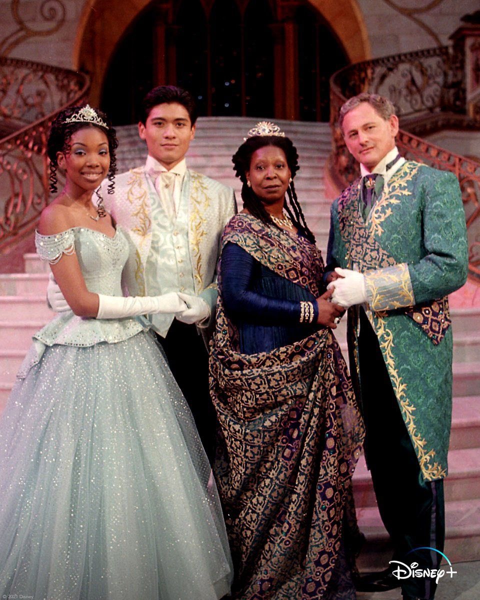 the filipino prince also had a white dad and a black mom and the movie was praised for its talent-only-based casting and nobody gave a fuck about realism because it’s a FAIRYTALE