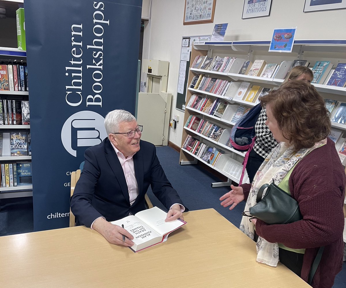 A real pleasure to interview former Home Secretary and award winning author Alan Johnson @alan_books for @CWBookshop about his latest book #DeathOnTheThames