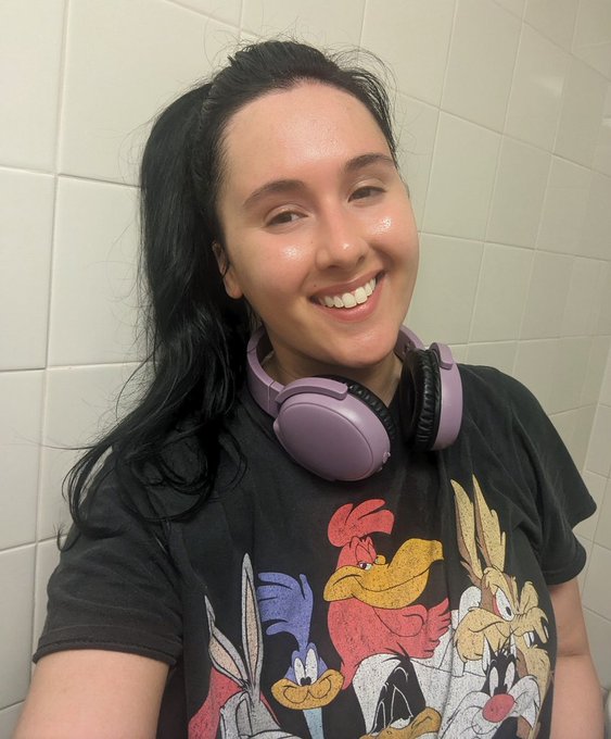 So sweaty after my 10 mile bike ride. This post-gym super soft thong is soaked. I wish there was a collared