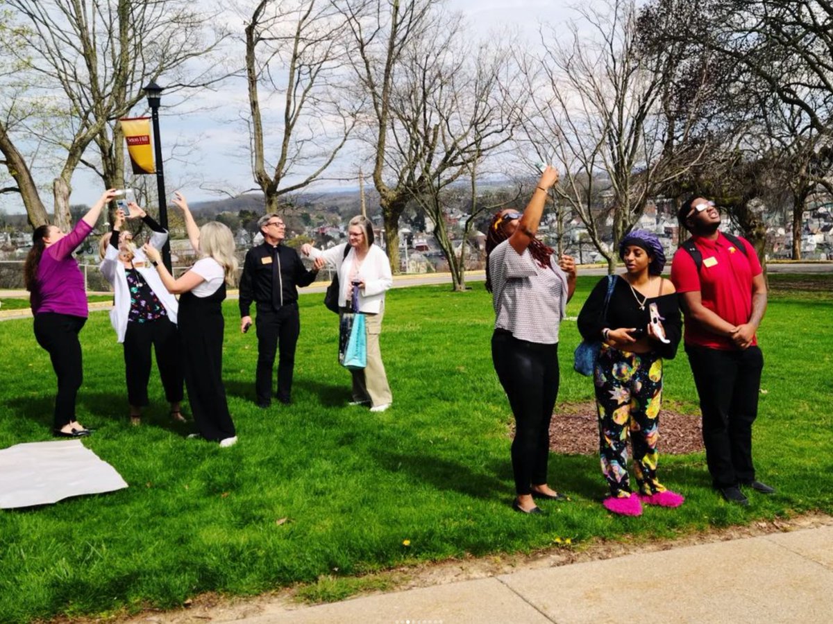 Seton Hill University (@setonhill) on Twitter photo This event MIGHT have eclipsed all of our other responsibilities yesterday afternoon 🤫 😎 ☀️ #TotalEclipse This event MIGHT have eclipsed all of our other responsibilities yesterday afternoon 🤫 😎 ☀️ #TotalEclipse