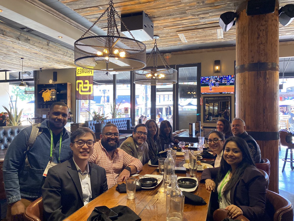 Cool people at the AACR. @BlkBoiScientist @VOVasquez_ @KoelinaG @PeterYuMD @ChristieTowers @Cosimo_Commisso @rushika_perera @MaraShermanLab #NoTwitterAK #AACR24